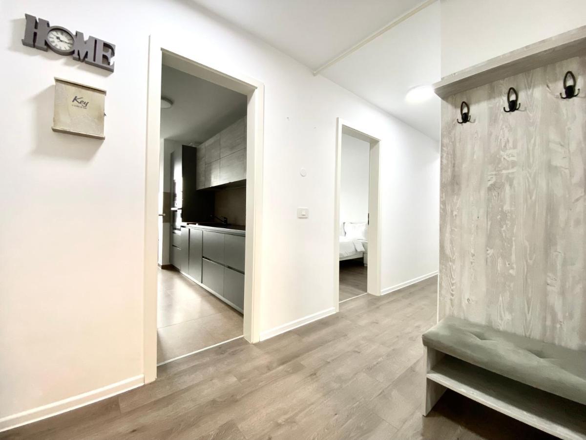 Astoria Apartment - Pet Friendly Braszów Zewnętrze zdjęcie