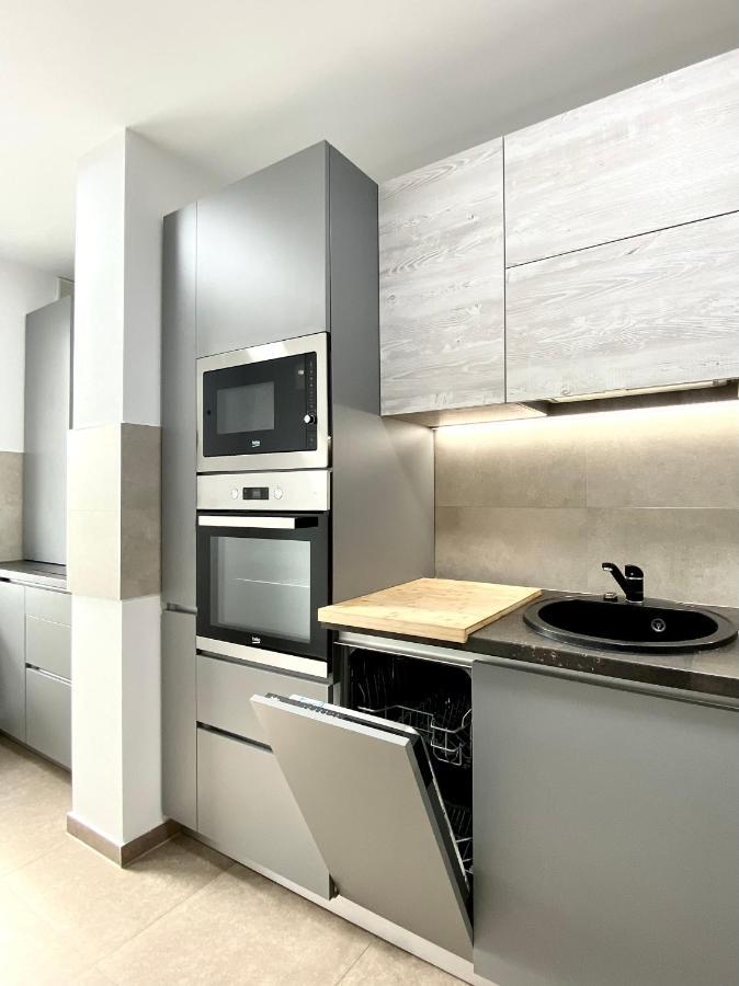 Astoria Apartment - Pet Friendly Braszów Zewnętrze zdjęcie